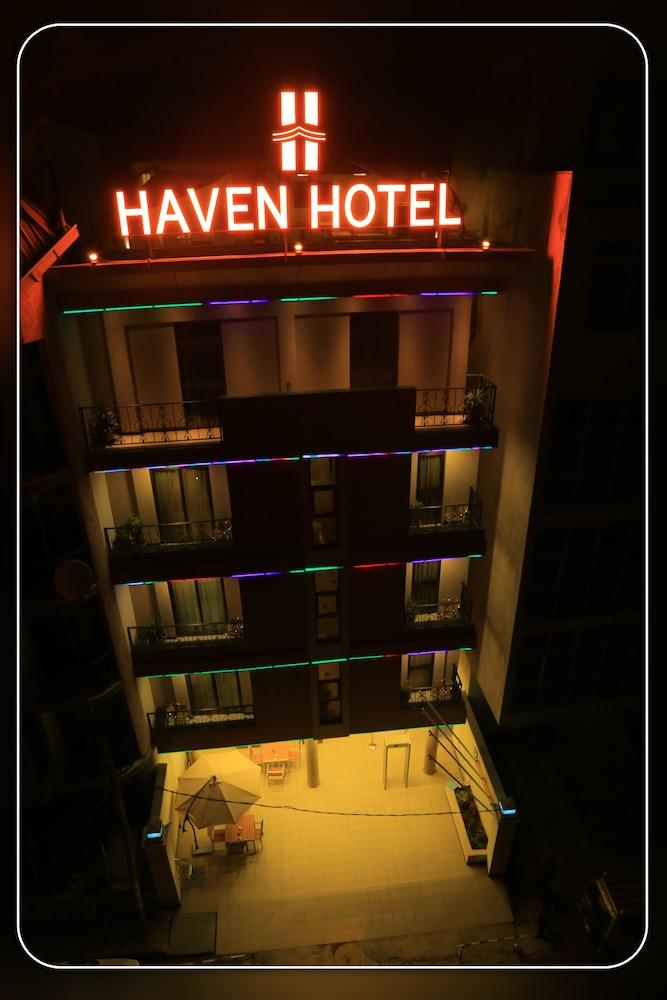 Haven Hotel - Exterior detail