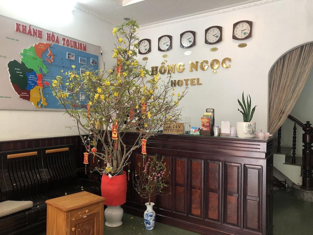 OYO 945 Hong Ngoc Hotel - Reception