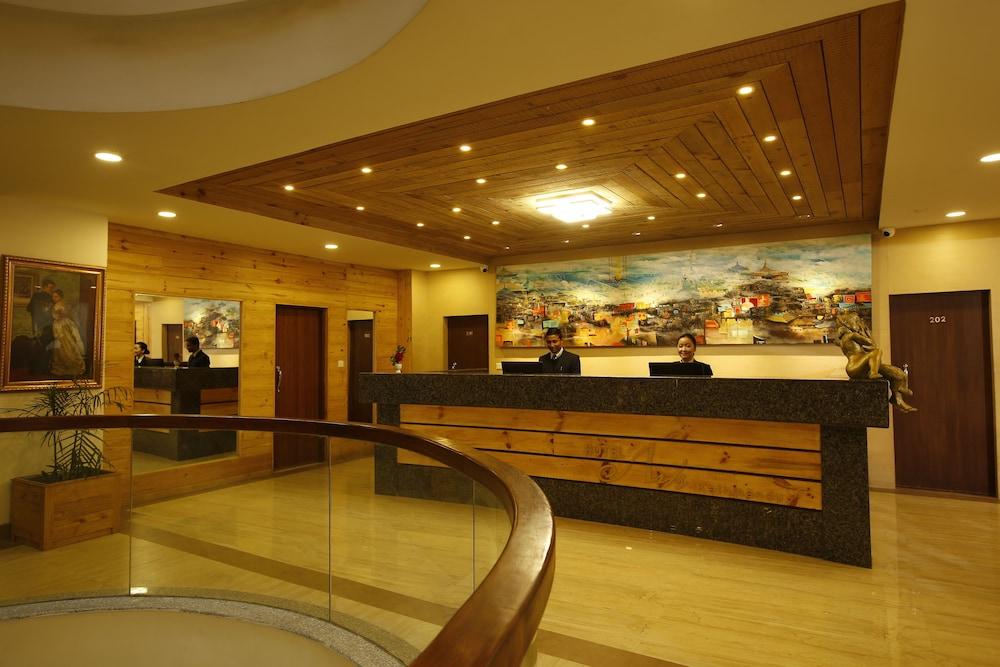 Hotel Arts Kathmandu - Lobby