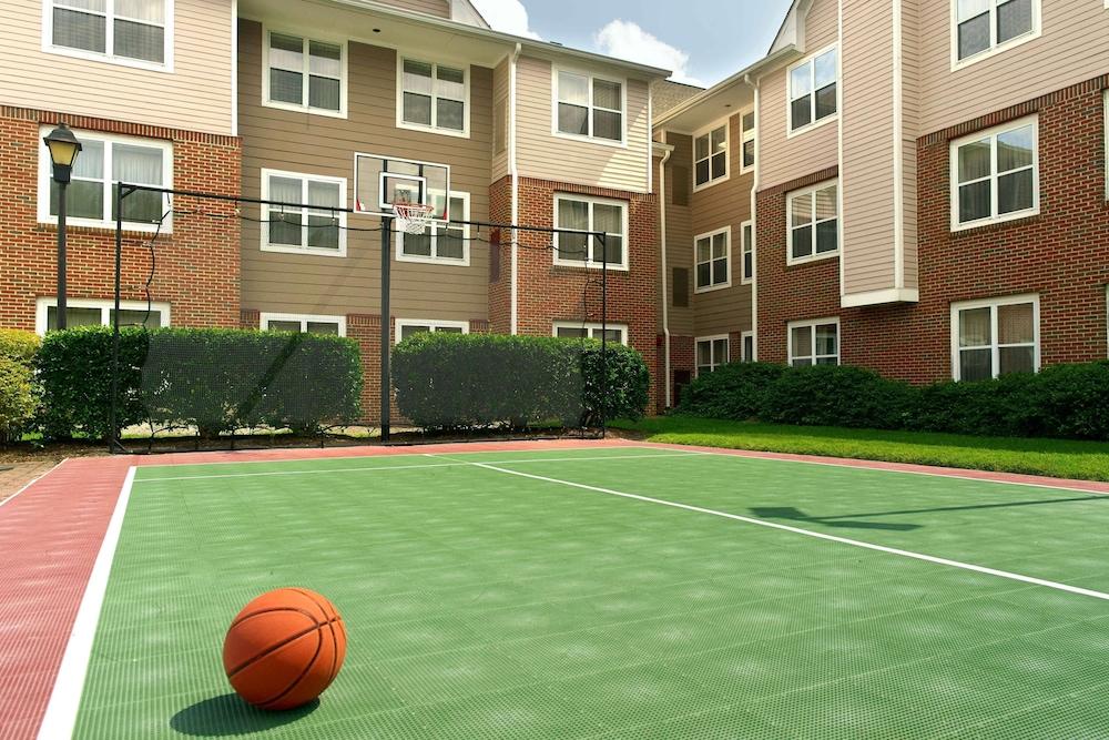 Sonesta ES Suites Raleigh Cary - Sports Facility