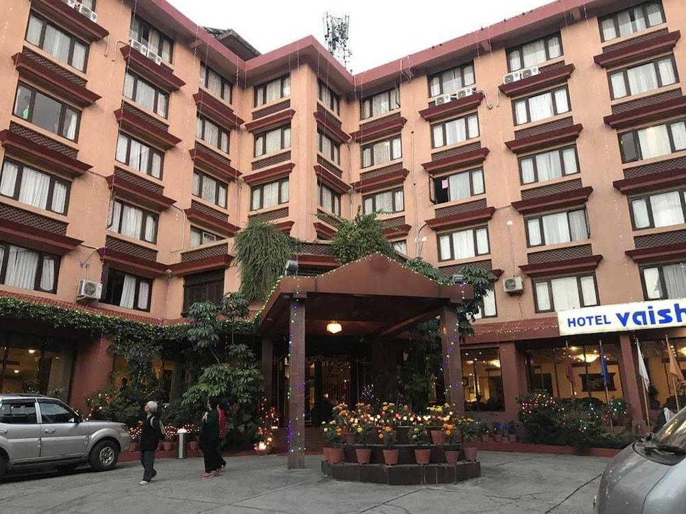 Vaishali Hotel - Featured Image