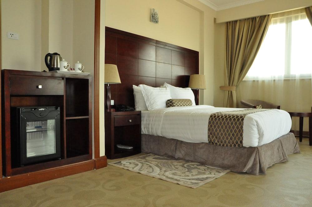 Addissinia Hotel - Featured Image