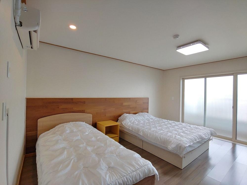 Jeju Hill Hotel - Room