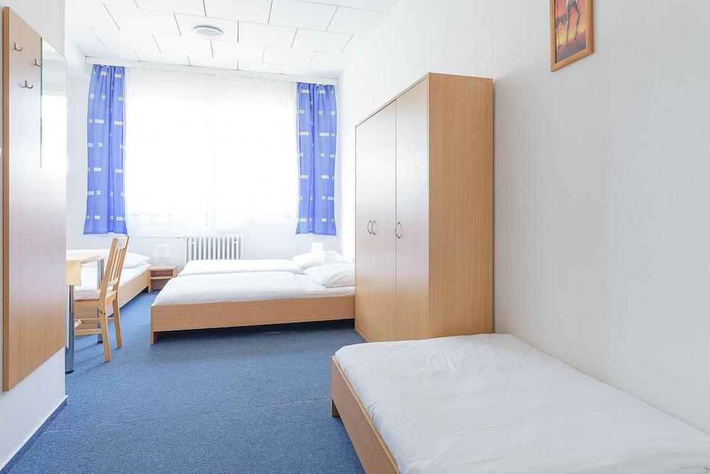 City Hostel Brno - Room