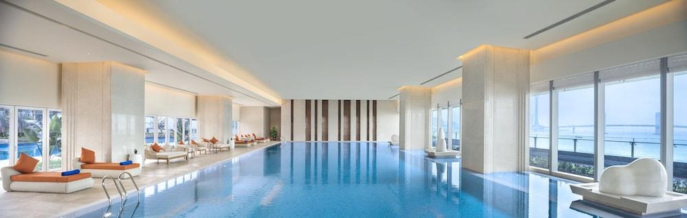 Sheraton Zhuhai Hotel - Indoor Pool