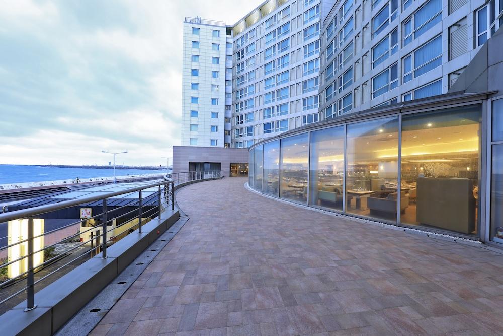 Ocean Suites Jeju Hotel - Property Grounds