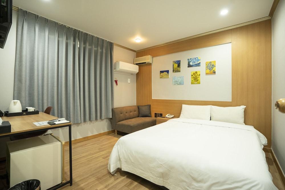 Jeju Stay - Room