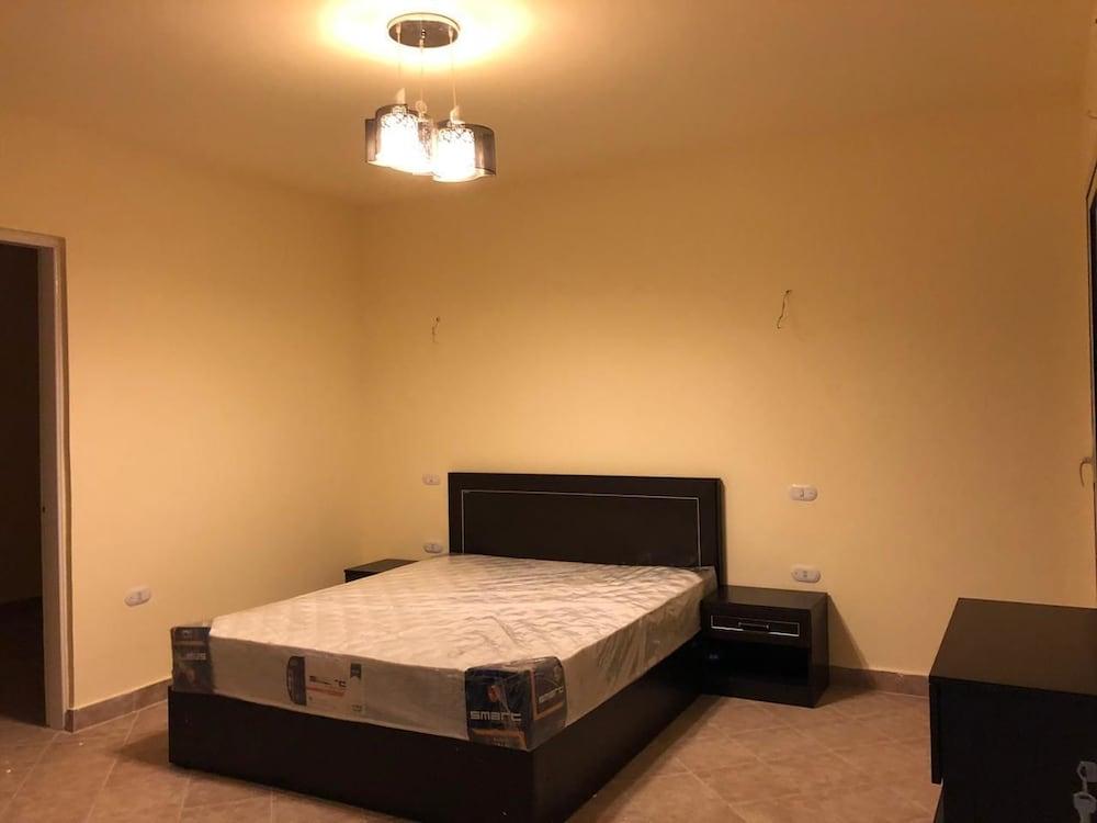 شقة جديد بالغردقة من غرفتي نوم في كومباوند كاماريا - Extra Beds
