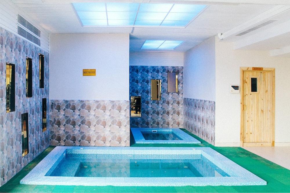 كومفورتا هوتل دوماي - Indoor Pool