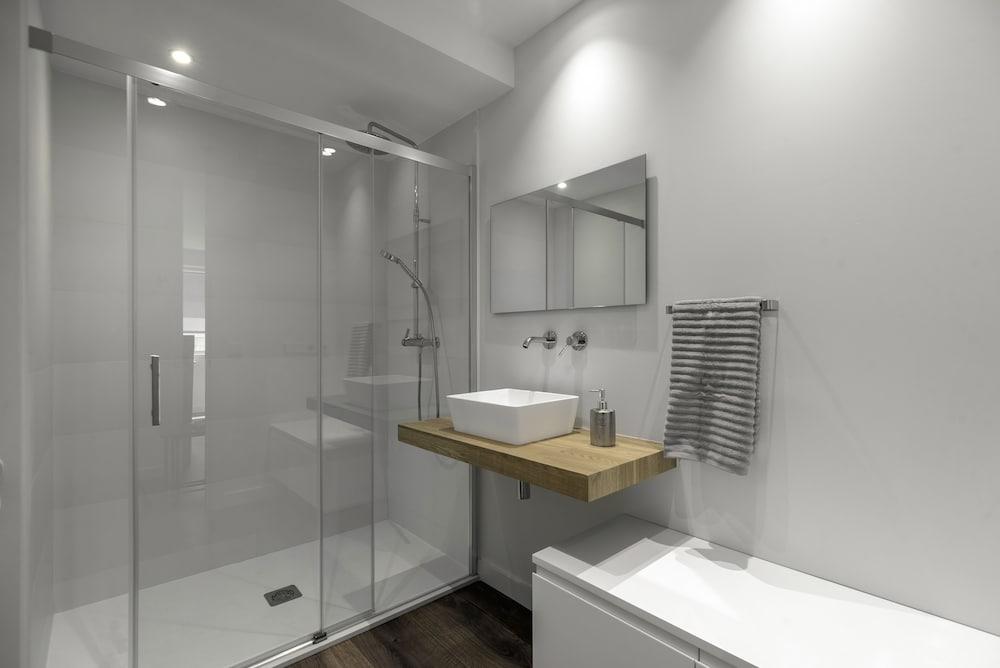 SanSebastianForYou Okendo Apartment - Bathroom