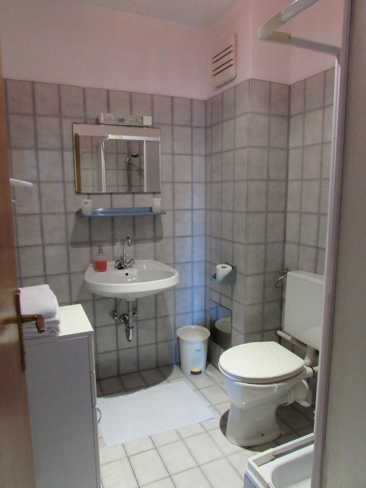 جاستهاوس باربارا - Bathroom