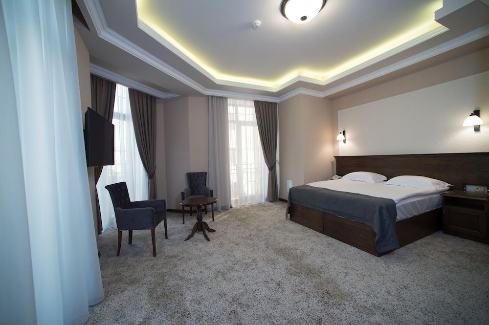 Boulevard Hotel - Room