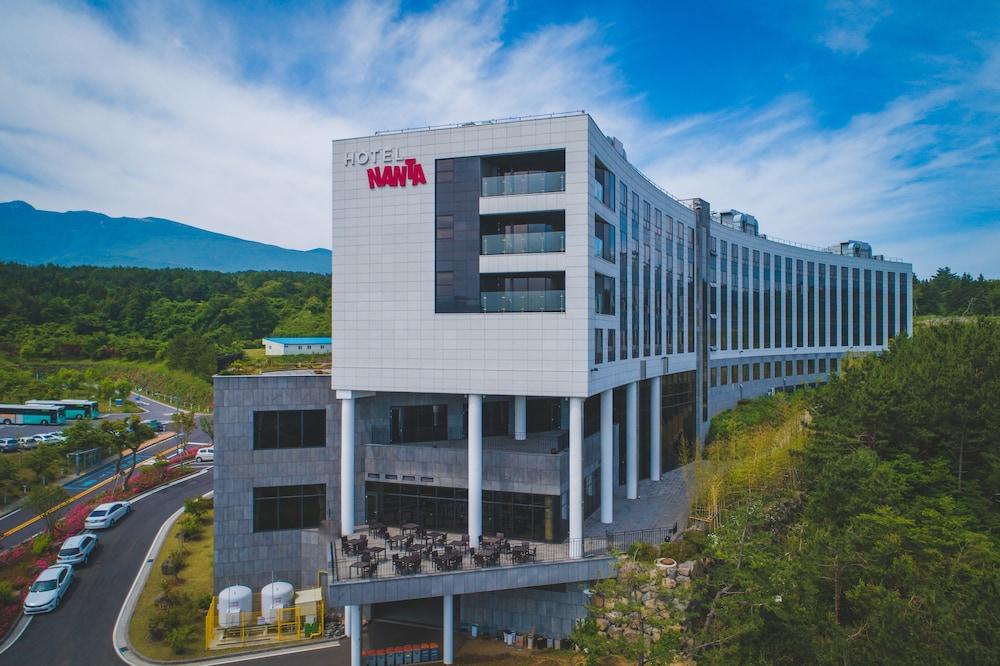 Hotel Nanta Jeju - Exterior