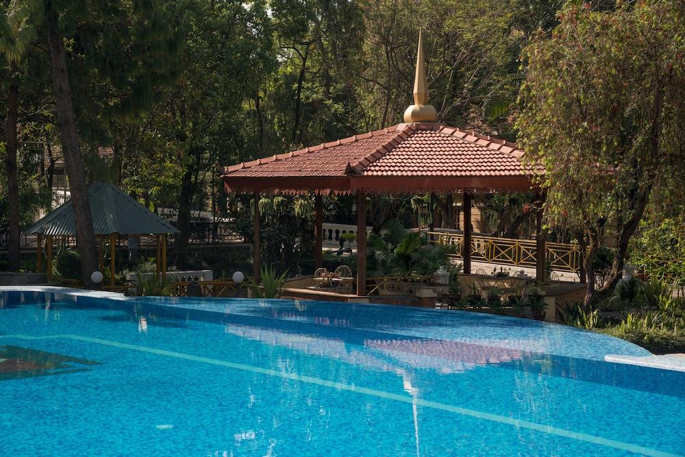 Park Village Resort by KGH Group - Pool