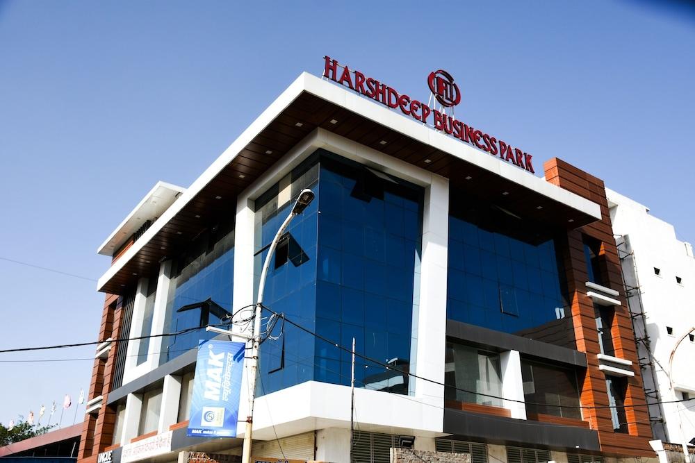 Harshdeep Smart Stays - Featured Image