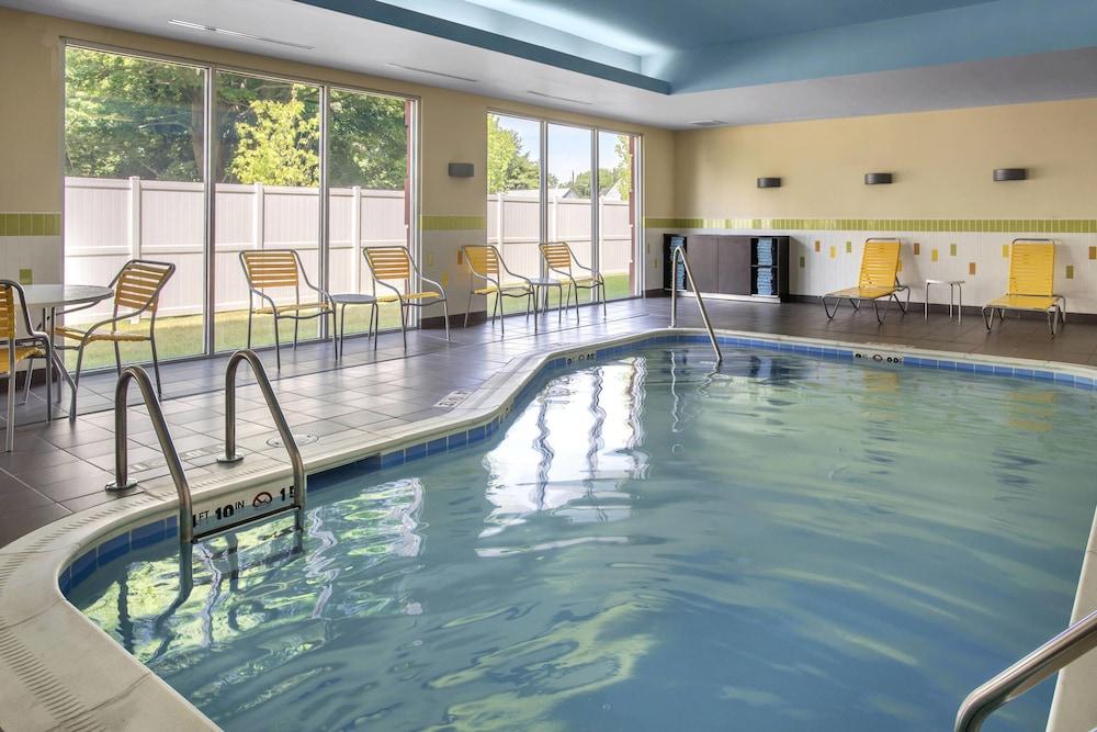 Fairfield Inn & Suites Wilmington New Castle - Pool
