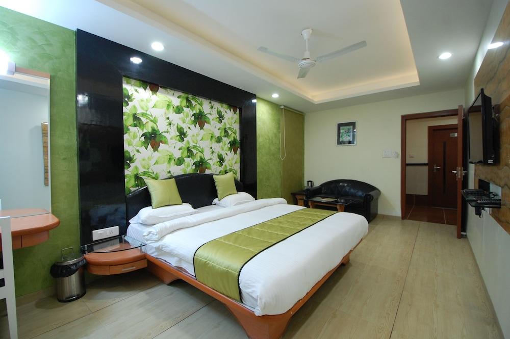 Hotel Ambassador - Room