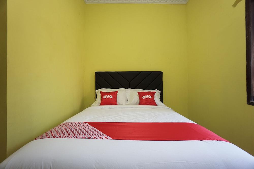 OYO 2486 Bahana Guest House - Featured Image