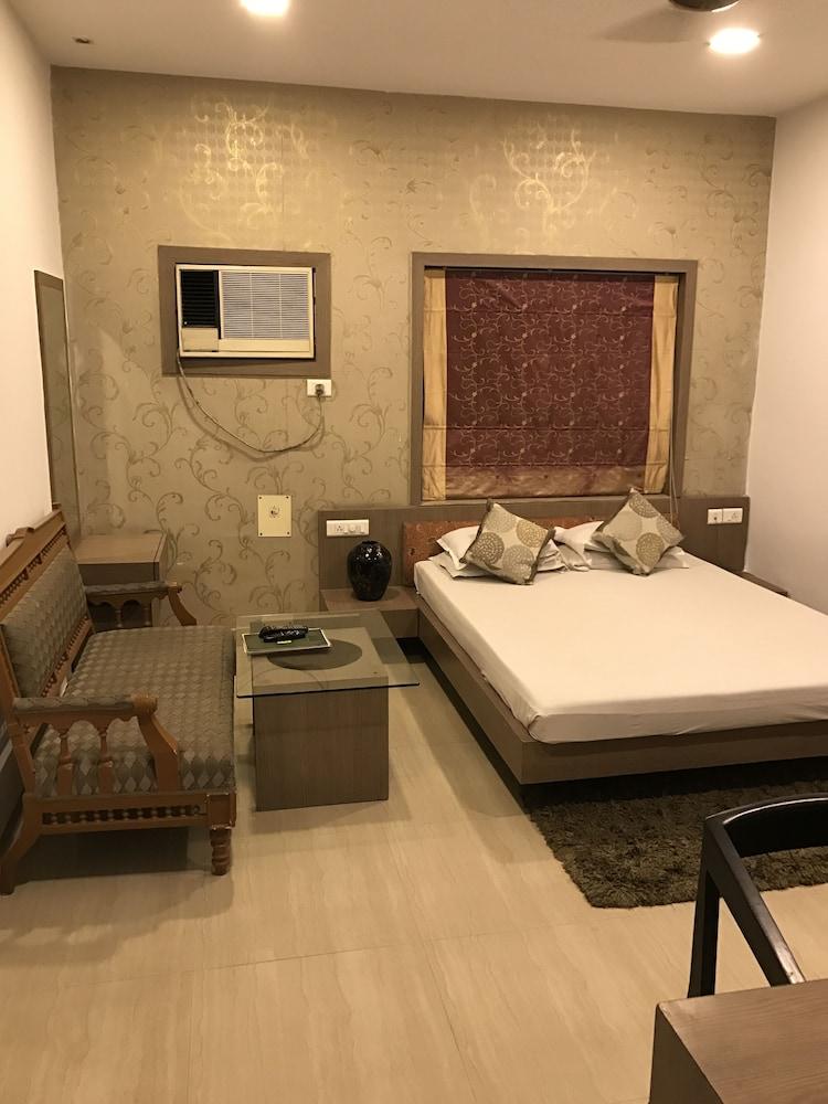 Hotel Swagath - Featured Image