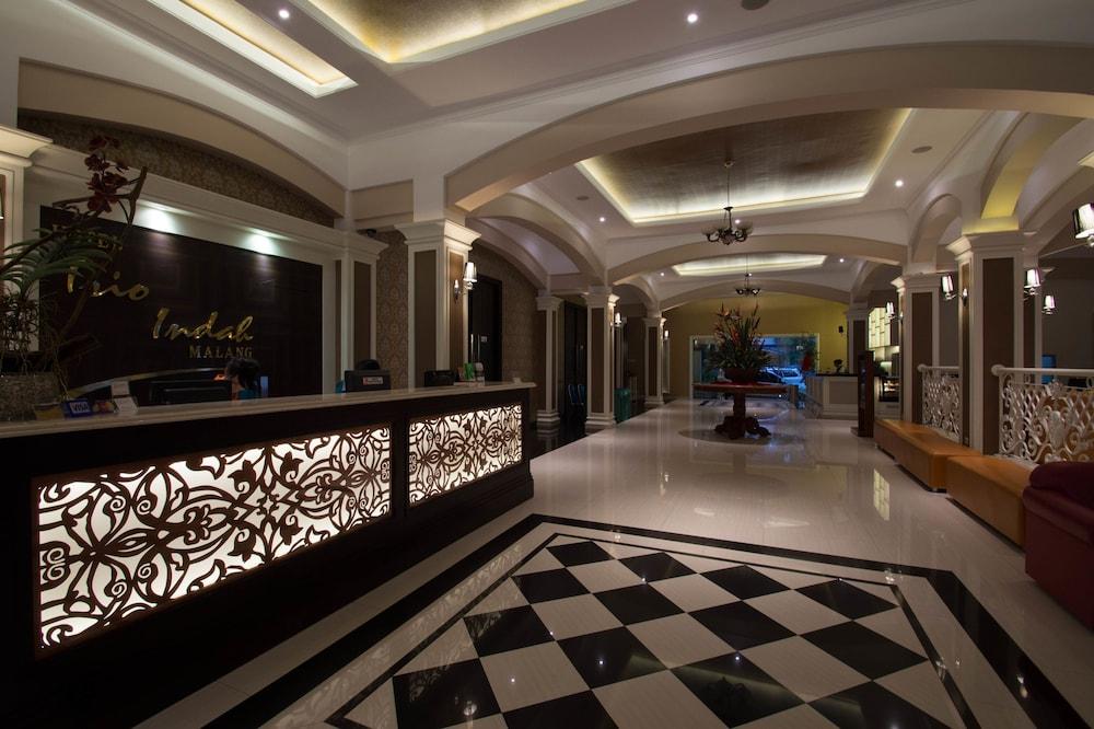 Hotel Trio Indah 2 Malang - Reception