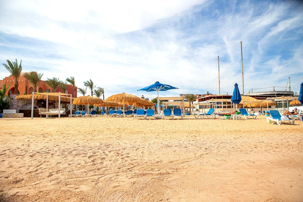 Hurghada Marina Apartments & Studios - Pool