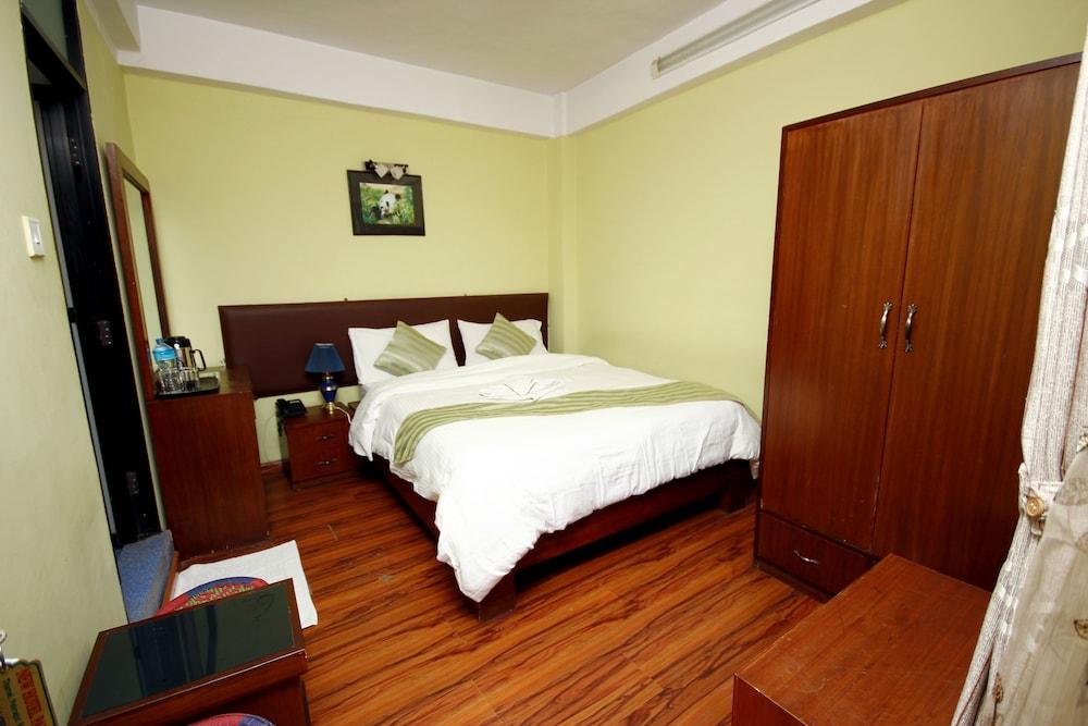 Classic Nepal Hotel - Room