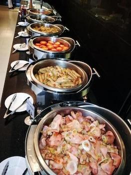 فيلمور هوتل آند سبا - Breakfast buffet