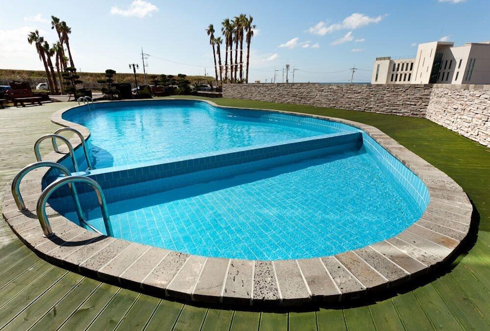 Login Resort - Outdoor Pool
