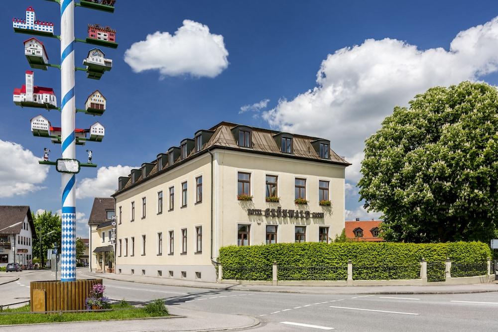 Hotel Gruenwald - Featured Image