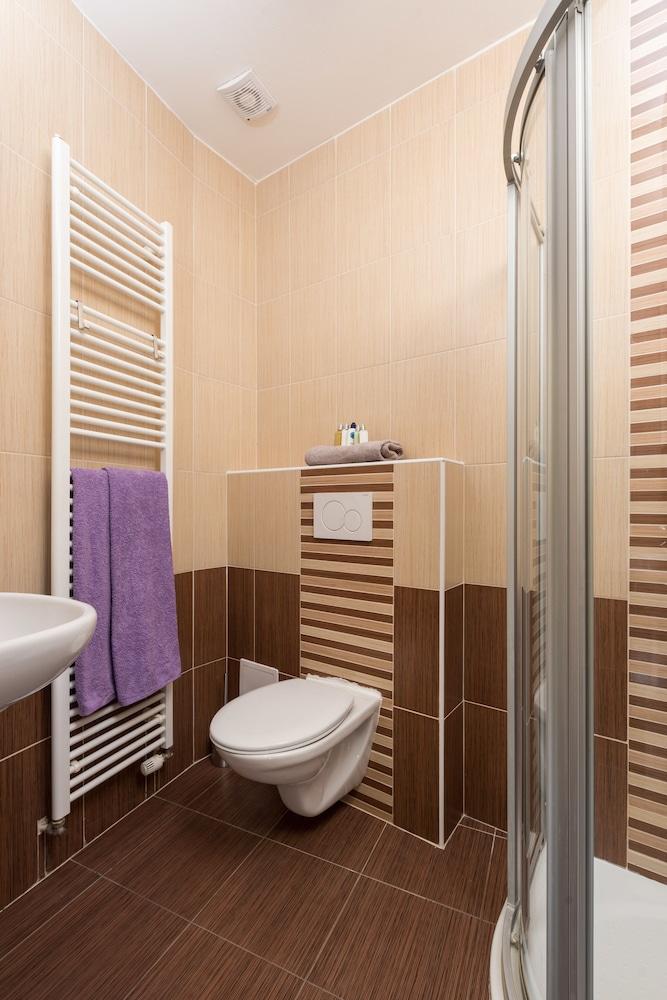 Apartments Zelný Trh - Bathroom