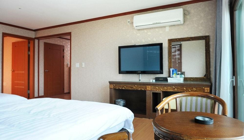Nobel Resort Pension - Room