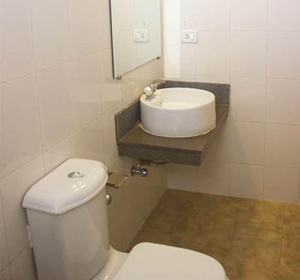 جيسوس هوليداي هوم ريزورت - Bathroom