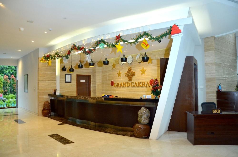 Grand Cakra Hotel - Reception