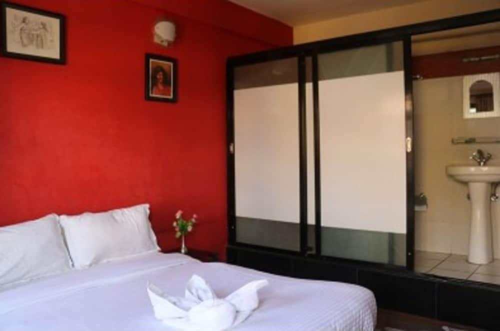 Hotel Tapowan - Room