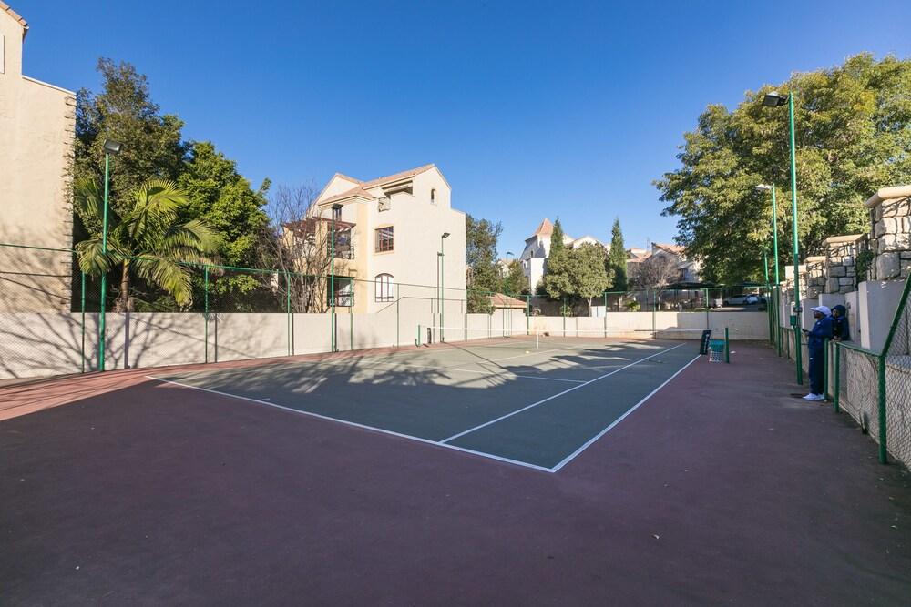331 Morningside Village Estate - Tennis Court