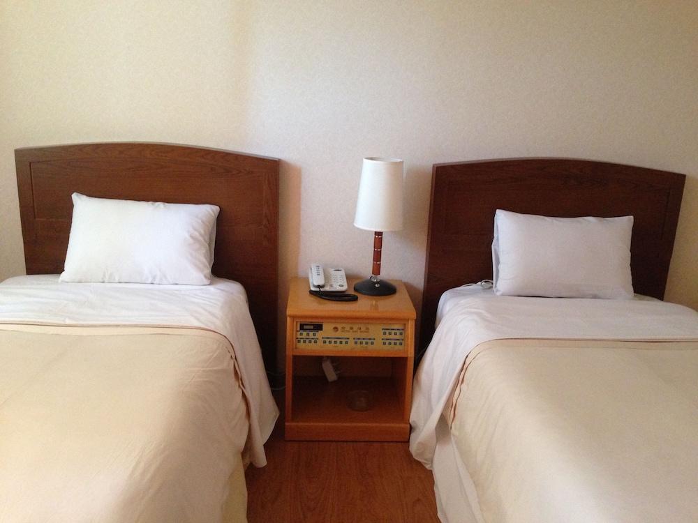 Daedong Hotel - Room