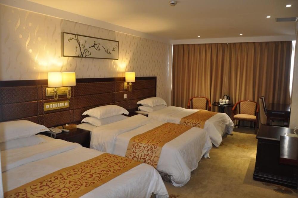 Zhuhai Jinmao Hotel - Room