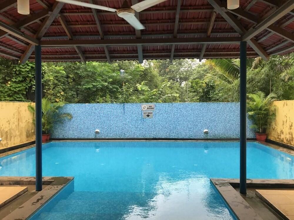 Beyond Stay House Of Kapaali - Pool