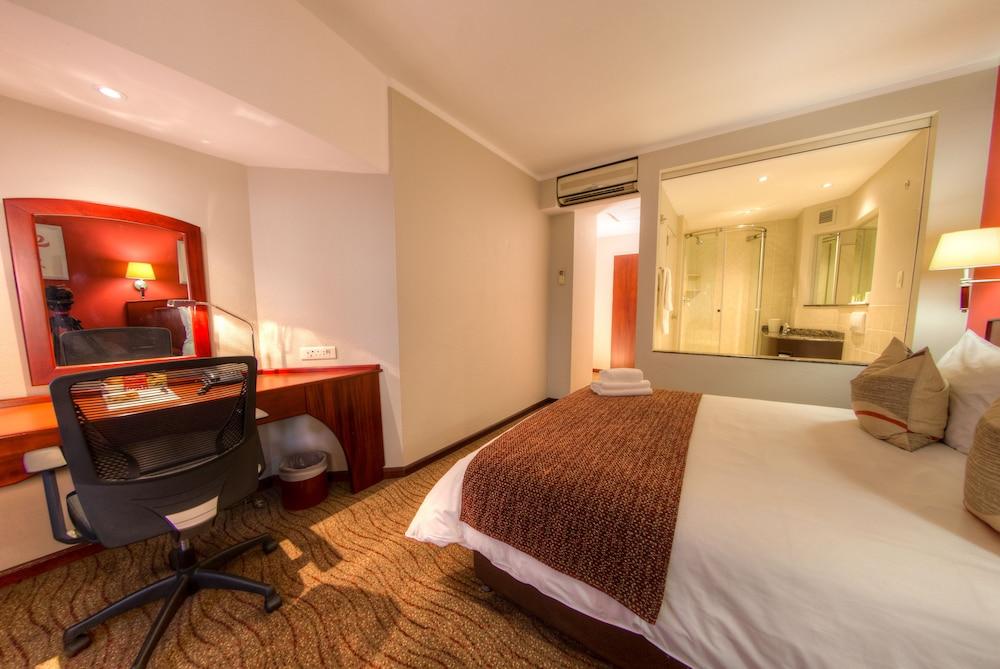 City Lodge Hotel Sandton, Morningside - Room
