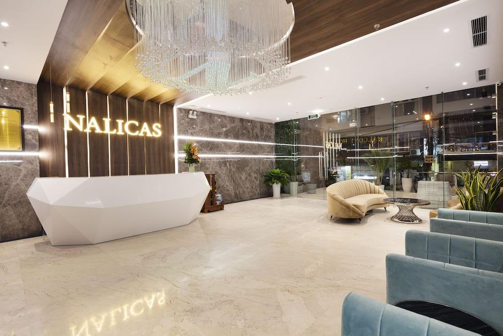 Nalicas Hotel - Lobby Sitting Area