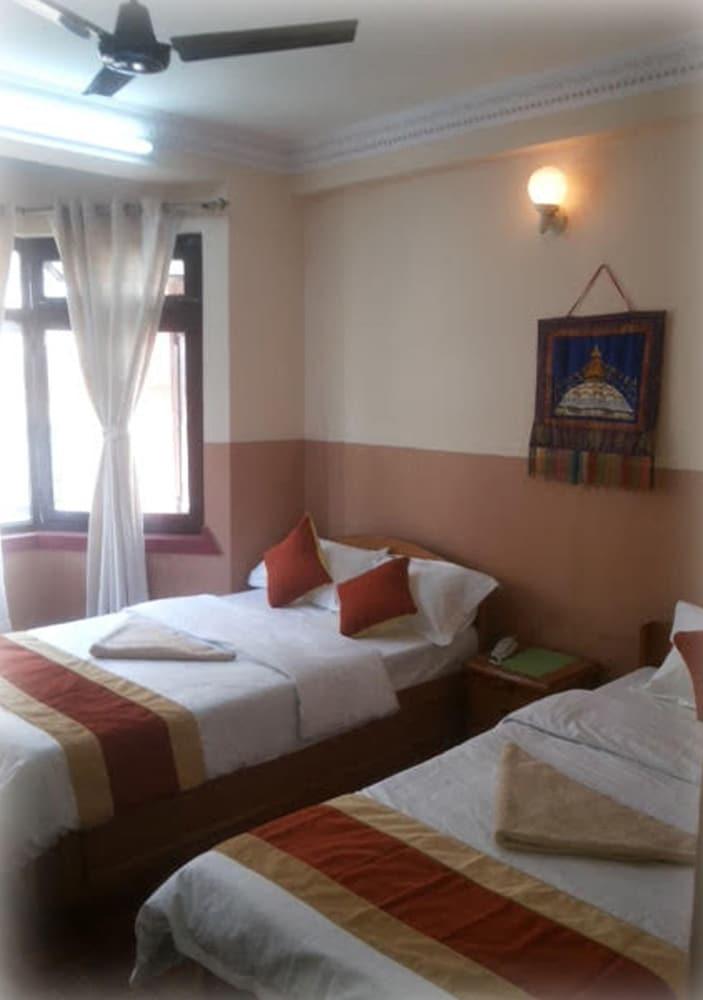 Kathmandu Peace Guest House - Room