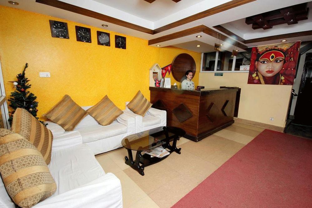 Annapurna Guest House - Lobby Sitting Area