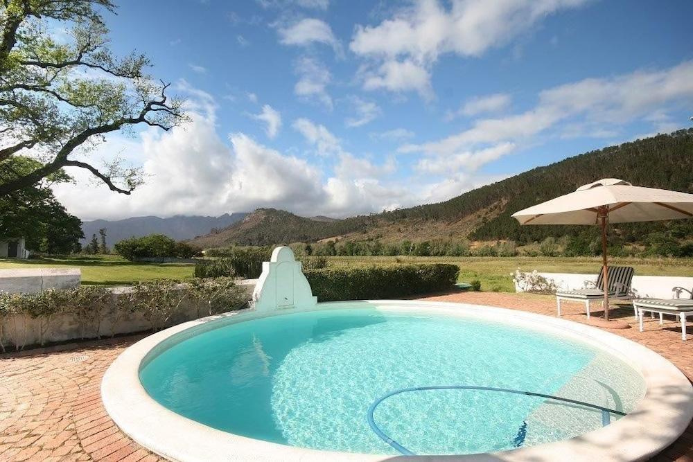 Basse Provence Guest House - Outdoor Pool