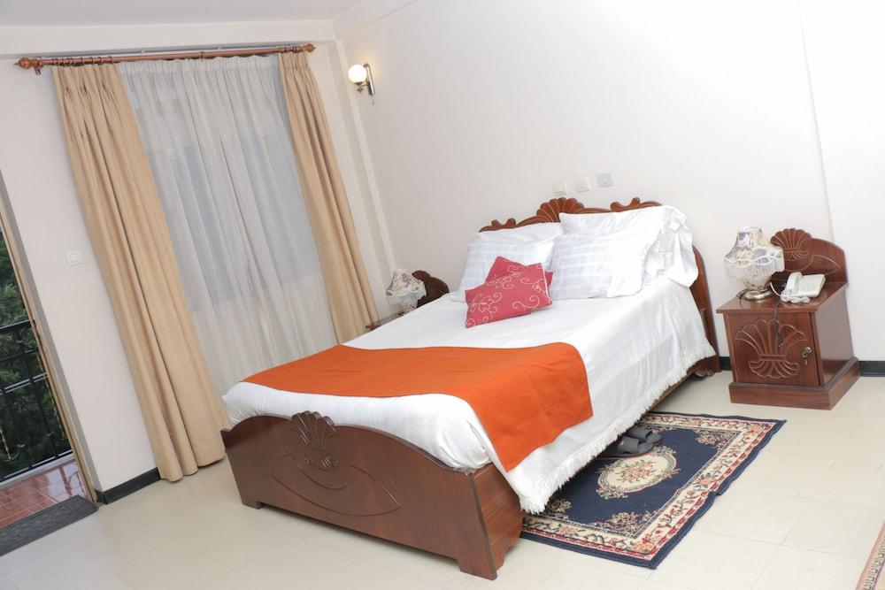 AGGE Guest House - Guestroom