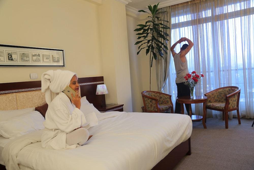 Sarem International Hotel - Featured Image
