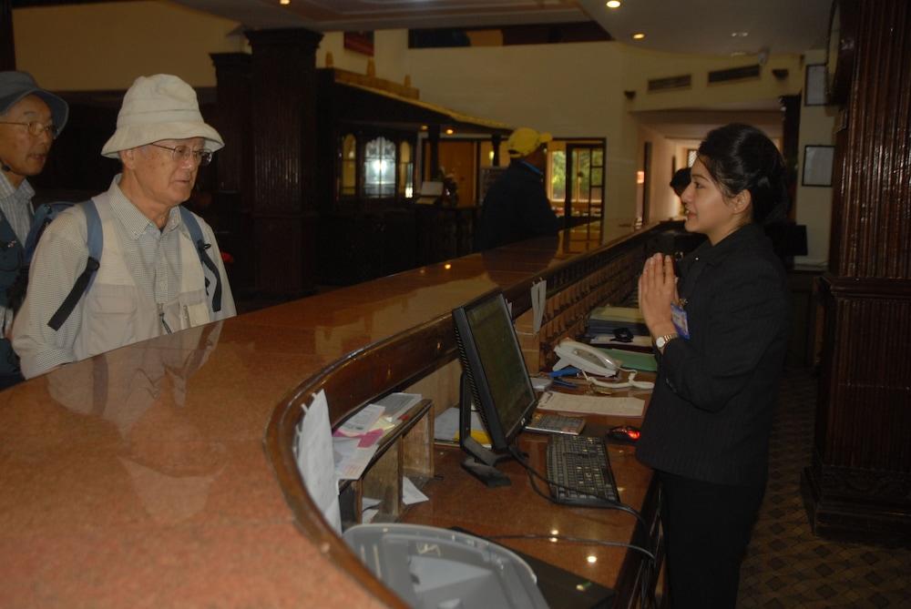 Vaishali Hotel - Lobby