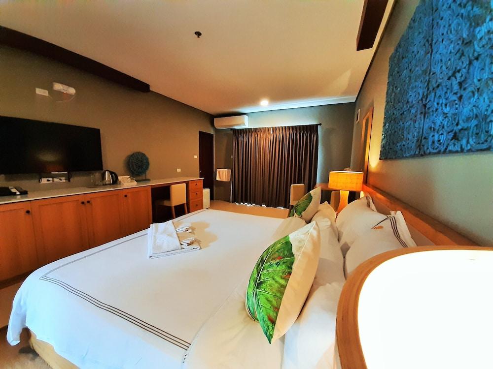 Pearl Vista De Coron Resort Hotel - Room