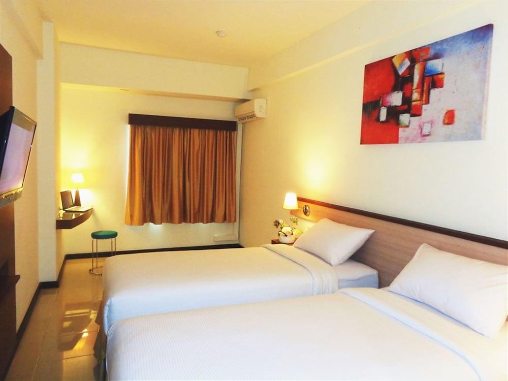 Everyday Smart Hotel Malang - Room