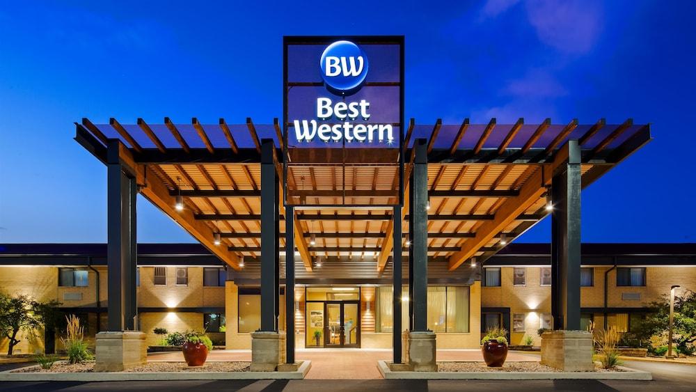 Best Western West Towne Suites - Featured Image