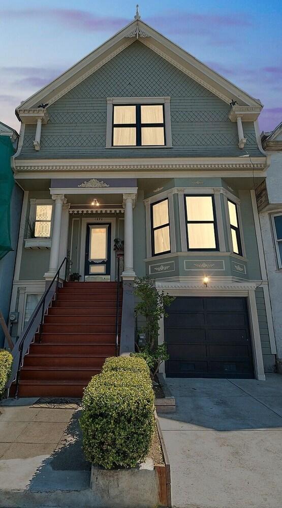 San Francisco Retreat Just Steps From Golden Gate Park And Ocean Beach! 3 Bedroom Home by Redawning - Exterior